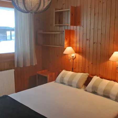 Chalet Lovey 샹페